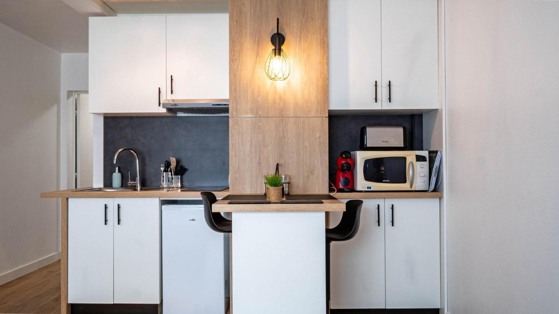 Le Petit Hotel - Superbe Studio Entierement Neuf Poitiers Zewnętrze zdjęcie